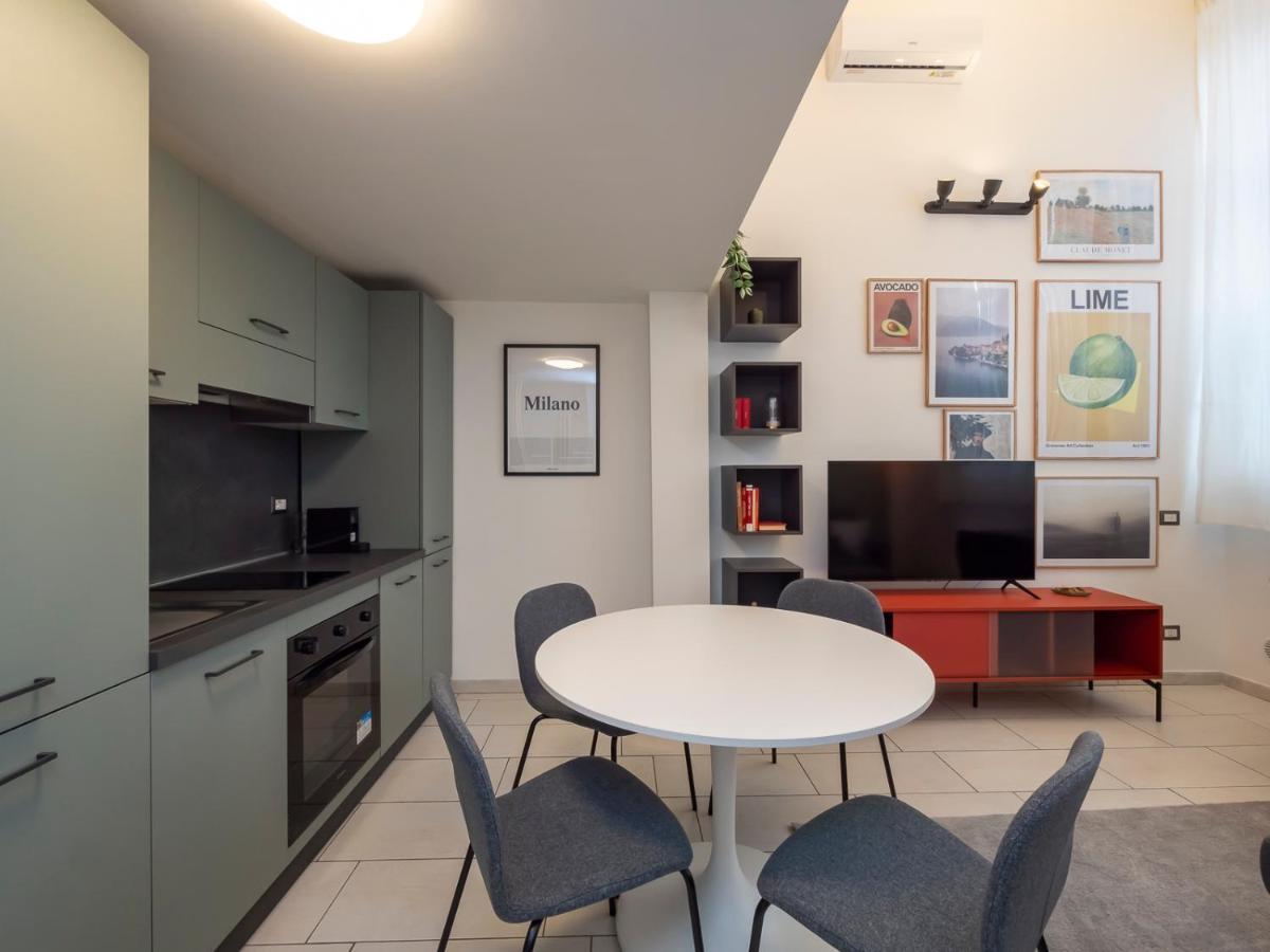 Ihost - Romilli 17a * Milaan