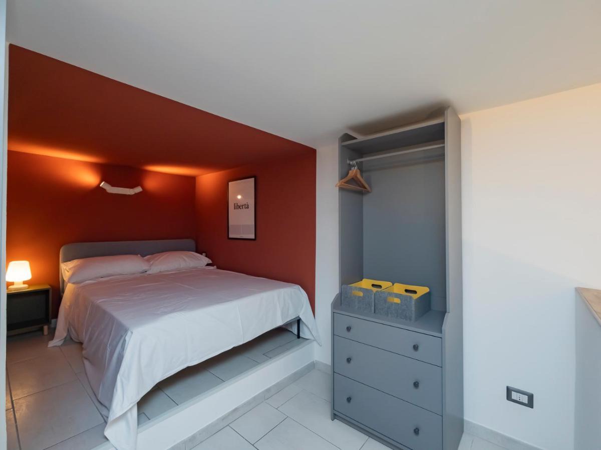 Ihost - Romilli 17a * Milaan